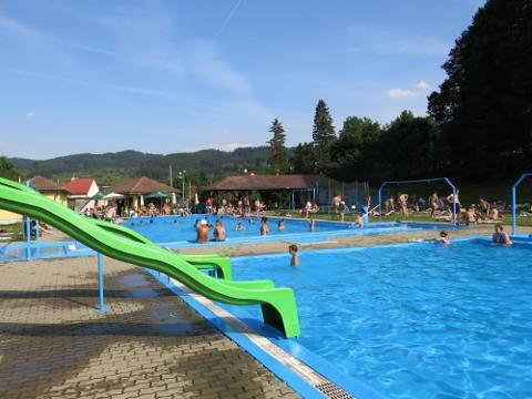 Koupaliště ve Valašských Kloboukách (Foto: MěÚ Valašské Klobouky)