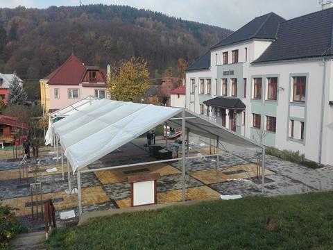 Přichystané zázemí v Kašavě (foto: Fb Vesnice roku)