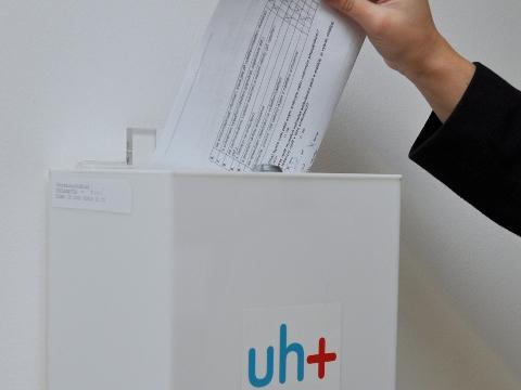 dotazníky pacientů (Foto: Uherskohradišťská nemocnice)