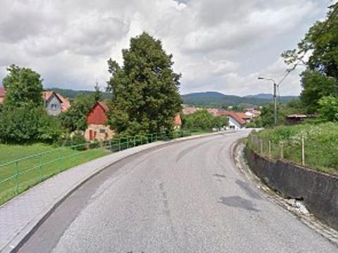 silnici III/4942 v Újezdě (Foto: ŘSZK)