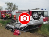 jednoho ze zraněných transportoval vrtulník (Foto: HZS ZK)