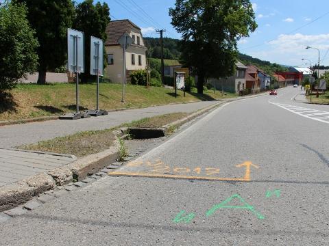 začátek úseku rekonstrukce chodníků (Foto: MěÚ Valašské Klobouky)