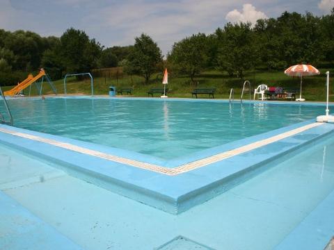 Městské koupaliště ve Valašských Kloboukách (Foto: MěÚ Valašské Klobouky)