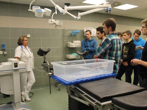 Den otevřených dveří na pracovišti radiační onkologie minulý rok (Foto: KNTB)