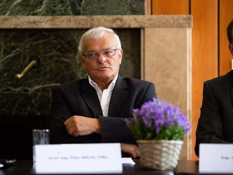 prof. ing. petr sáha, csc. (foto: zdroj FB)