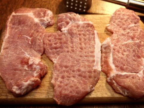 Vitamín B12 obsahuje například maso (Foto: Zlin.cz)