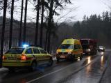 Dopravní nehoda poblíž obce Březůvky (Foto: www.hzscr.cz)